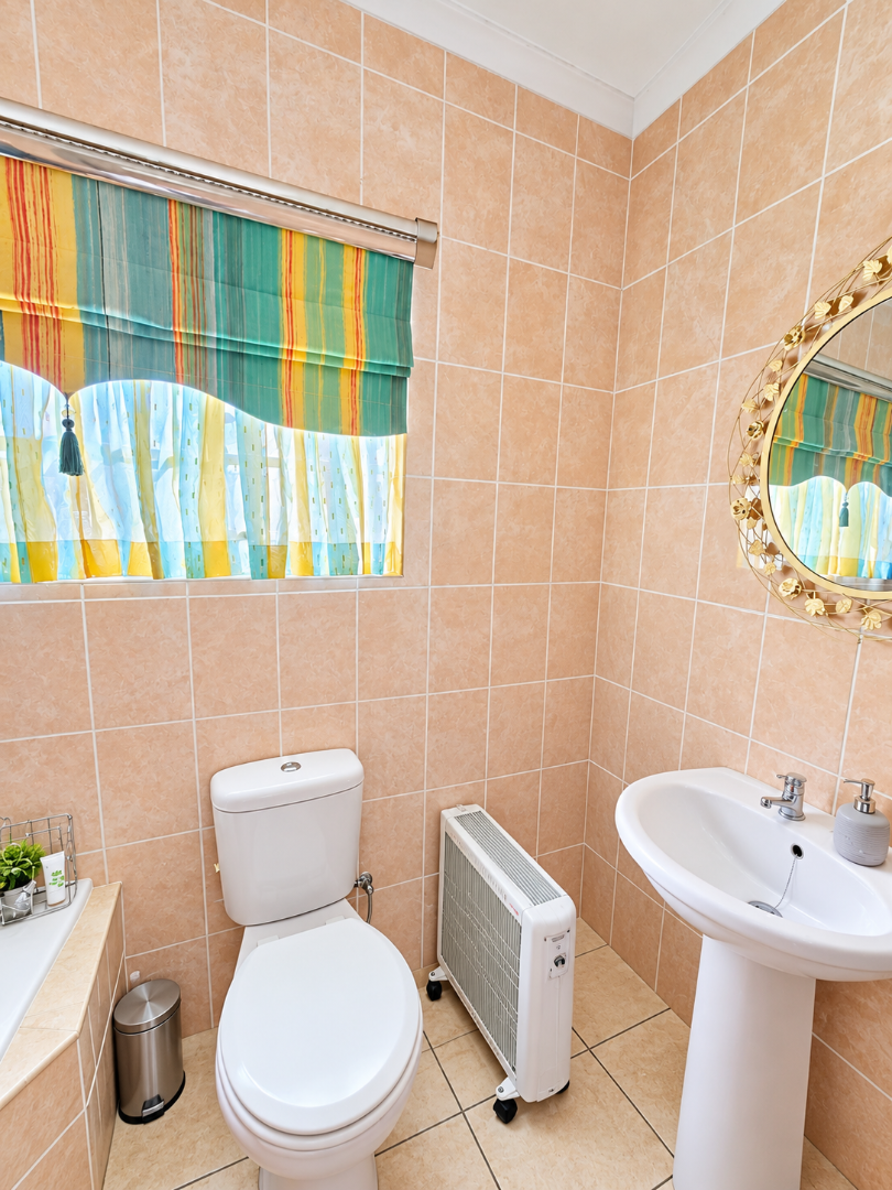 3 Bedroom Property for Sale in Flamwood North West